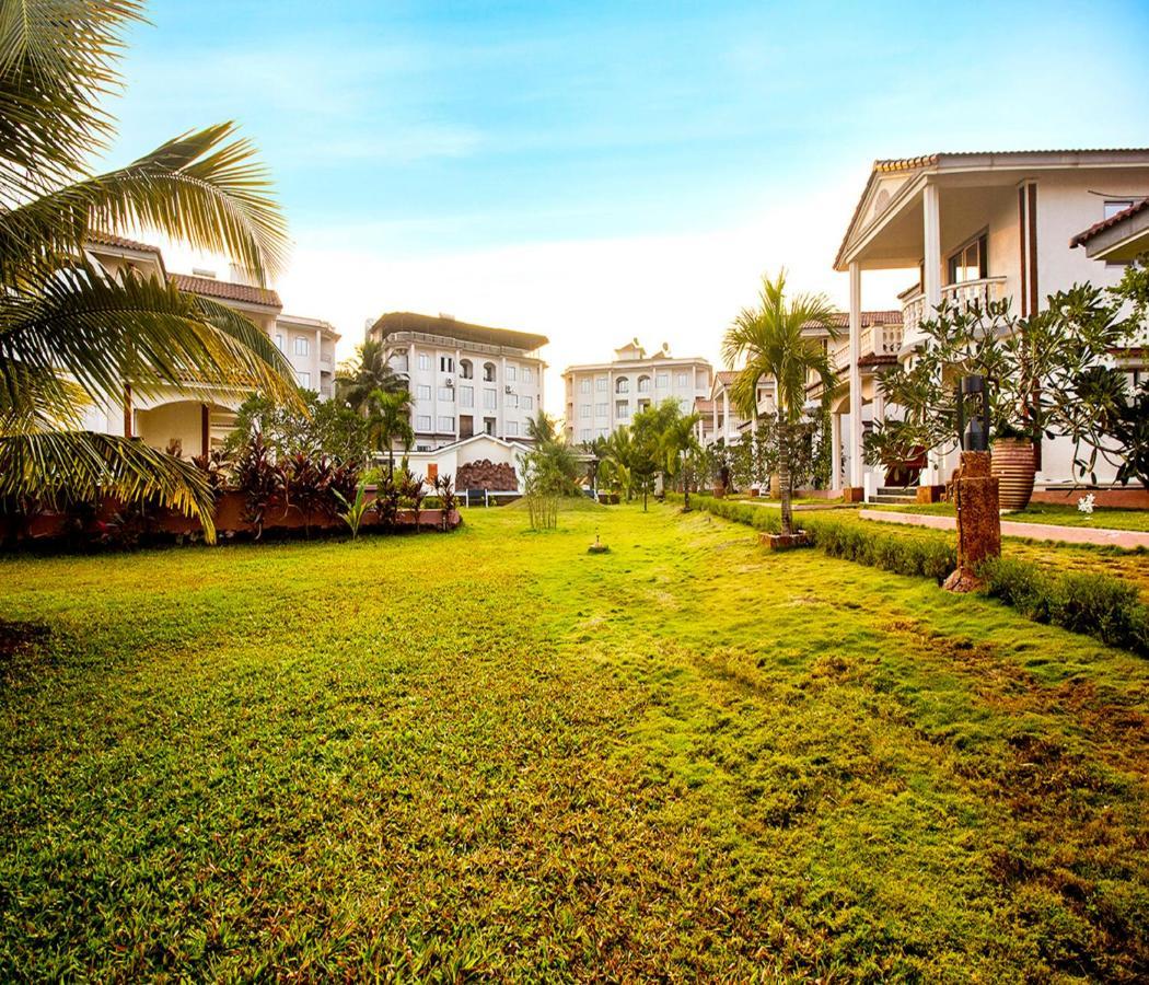 Span Suites & Villa Morjim Eksteriør bilde